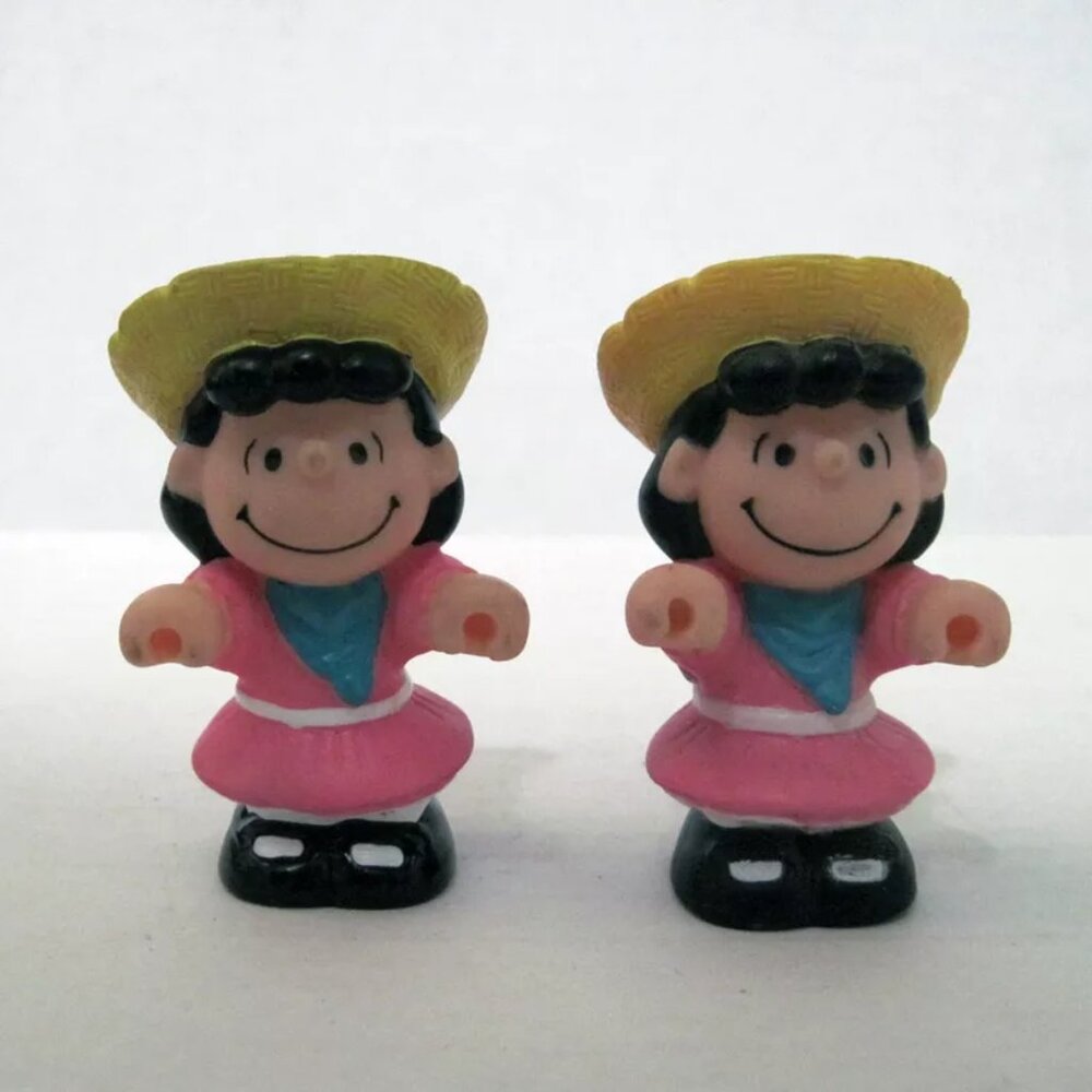 Lucy Peanuts Rubber Figurine Set of 2 Charlie Brown 1966 3" Mini Toy